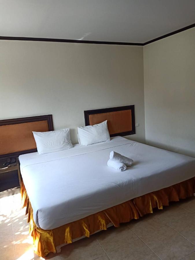 Princess Park Hotel Surat Thani Exterior photo